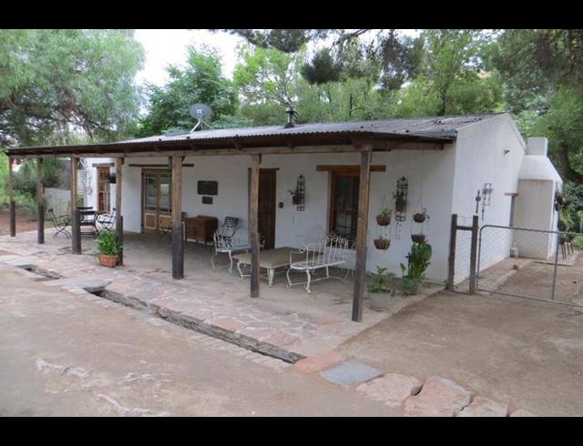 3 BEDROOM HOUSE FOR SALE IN NIEU BETHESDA